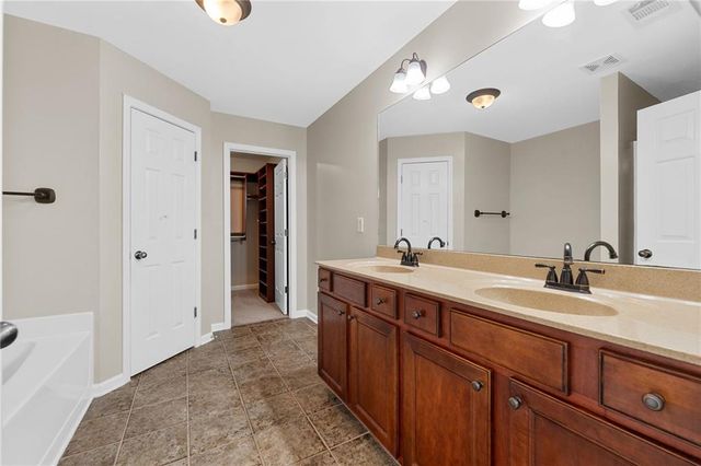 708 Village Field Court, Suwanee, GA 30024