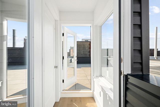 1110 CYPRESS ST, Philadelphia, PA 19107