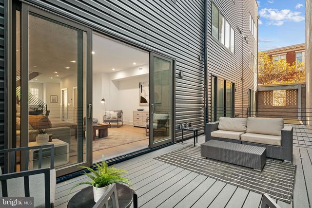 1110 CYPRESS ST, Philadelphia, PA 19107