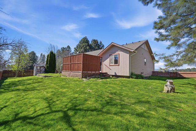 1204 E 6th St, Deer Park, WA 99006