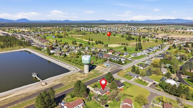 1204 E 6th St, Deer Park, WA 99006