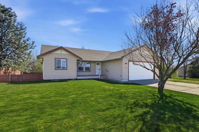 1204 E 6th St, Deer Park, WA 99006