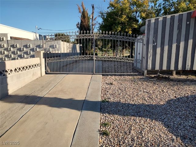 3378 Seneca Drive, Las Vegas, NV 89169