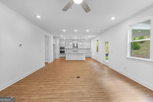 8780 Stratford Oaks Avenue, Ball Ground, GA 30107
