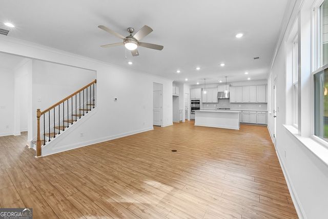8780 Stratford Oaks Avenue, Ball Ground, GA 30107