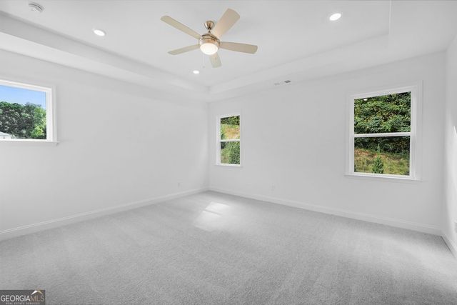 8780 Stratford Oaks Avenue, Ball Ground, GA 30107