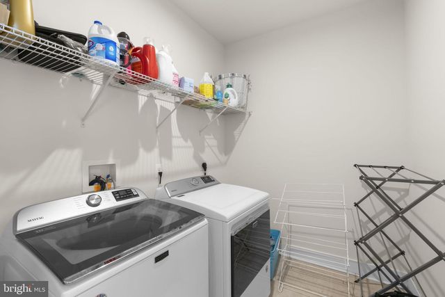 8338 AMBER BEACON CIR, Millersville, MD 21108