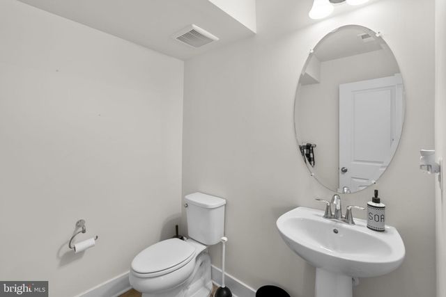 8338 AMBER BEACON CIR, Millersville, MD 21108