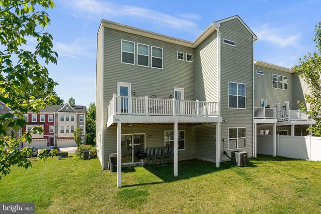 8338 AMBER BEACON CIR, Millersville, MD 21108
