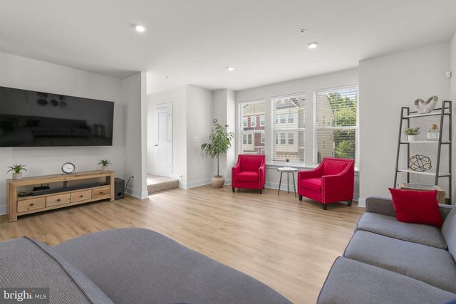 8338 AMBER BEACON CIR, Millersville, MD 21108