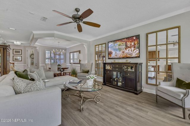 13582 ISLA VISTA Drive, Jacksonville, FL 32224