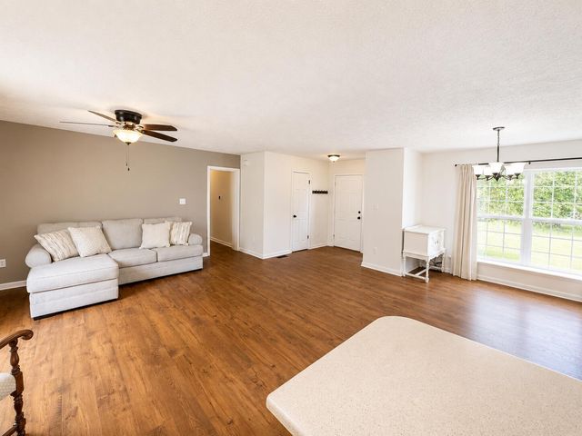1965 King Richard RD, Ferrum, VA 24088