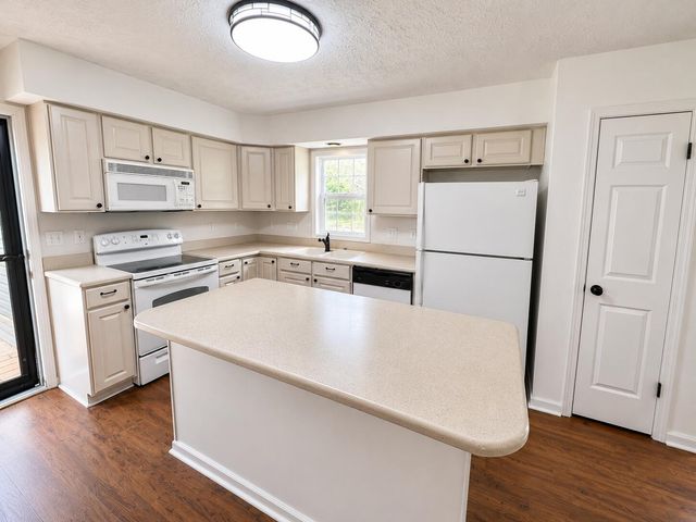 1965 King Richard RD, Ferrum, VA 24088
