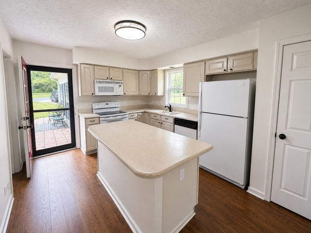 1965 King Richard RD, Ferrum, VA 24088