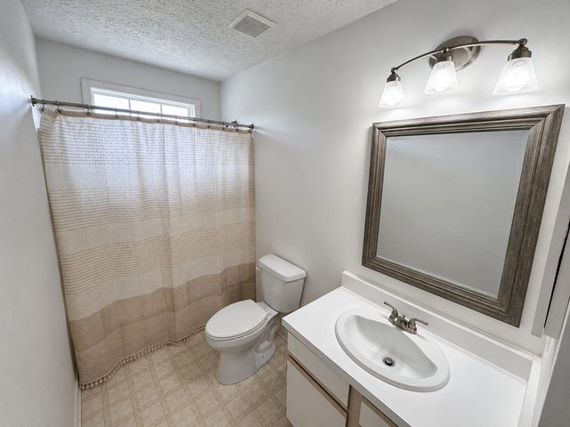 1965 King Richard RD, Ferrum, VA 24088
