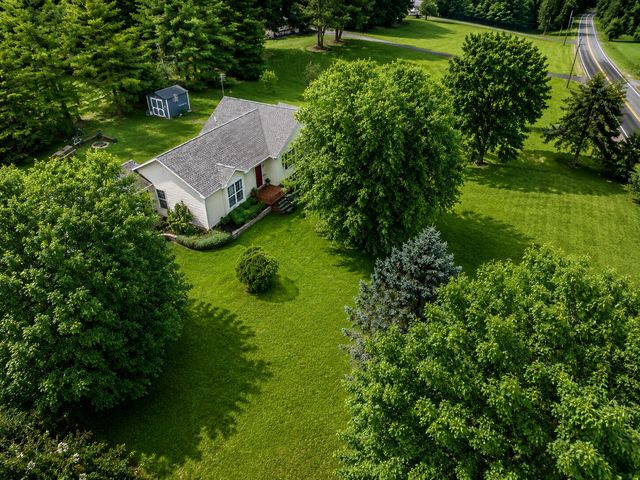 1965 King Richard RD, Ferrum, VA 24088