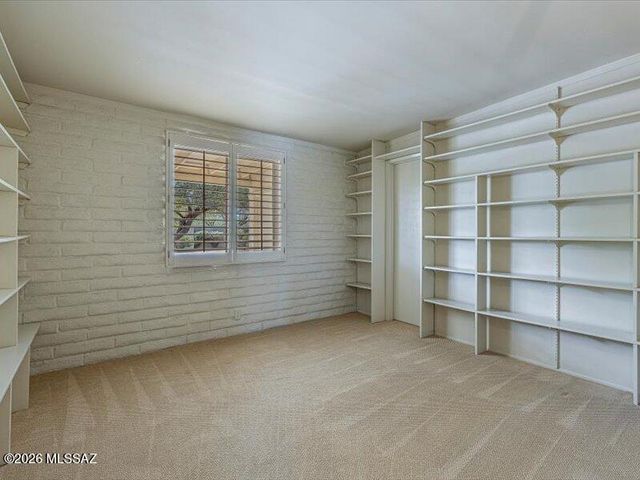 3401 N Calle De Beso, Tucson, AZ 85750