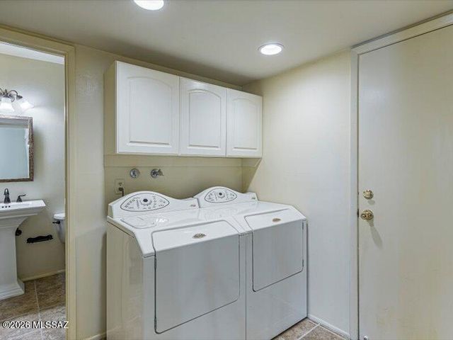 3401 N Calle De Beso, Tucson, AZ 85750