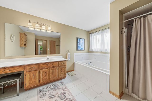871 Laurel Bay, New Lenox, IL 60451