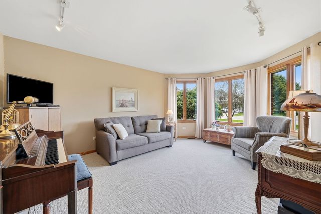 871 Laurel Bay, New Lenox, IL 60451