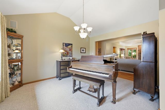 871 Laurel Bay, New Lenox, IL 60451