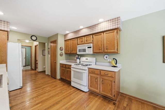 871 Laurel Bay, New Lenox, IL 60451