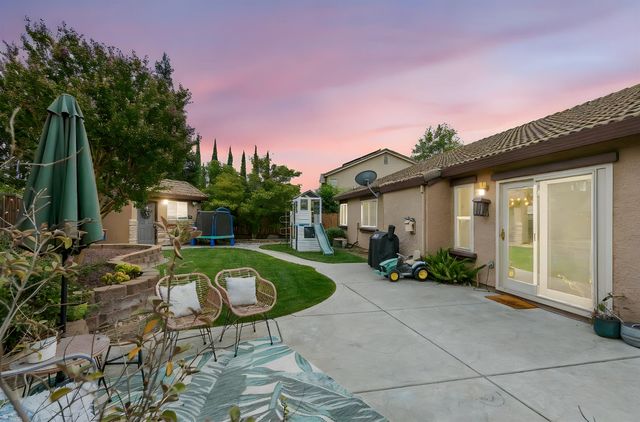 3226 Farallon Rd, West Sacramento, CA 95691