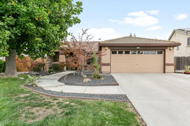 3226 Farallon Rd, West Sacramento, CA 95691