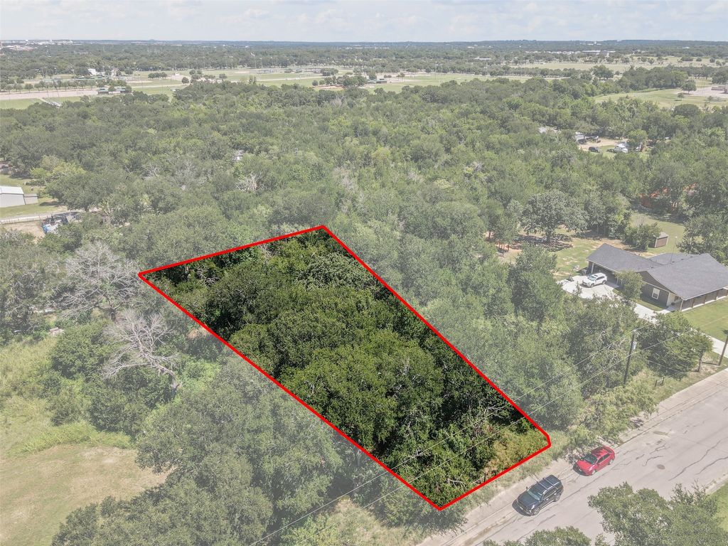 725 Fuller Avenue, Cleburne, TX 76031