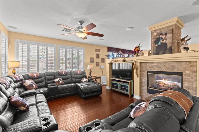 680 Coral View Street, Las Vegas, NV 89110