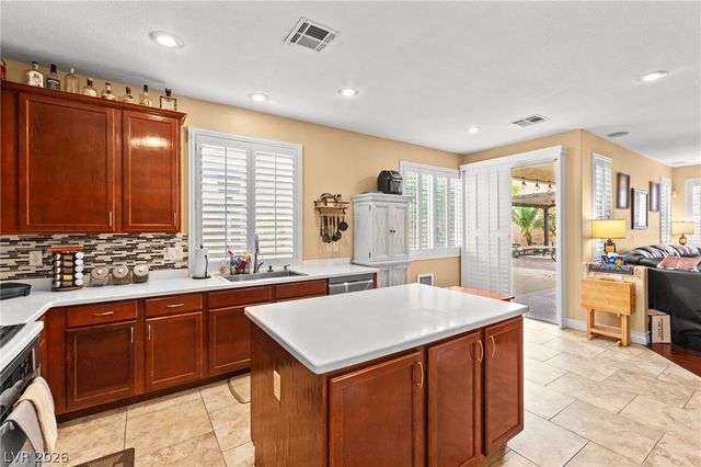 680 Coral View Street, Las Vegas, NV 89110