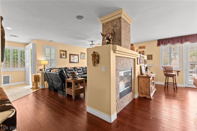 680 Coral View Street, Las Vegas, NV 89110