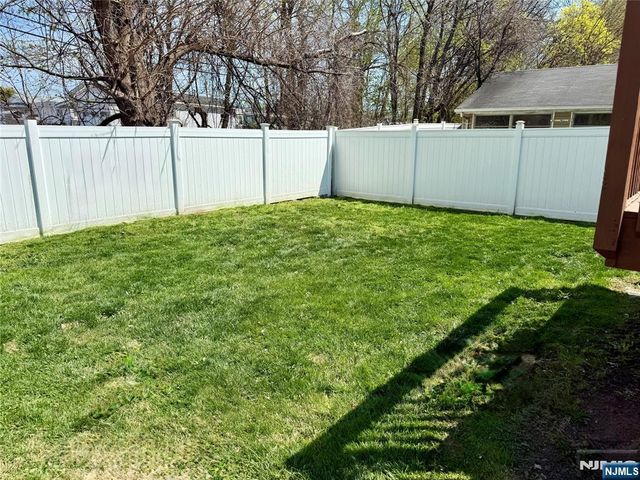111 Church Street, Lodi, NJ 07644