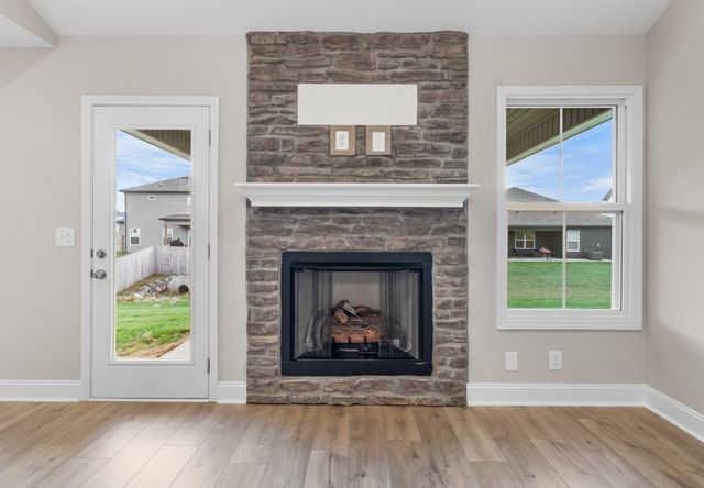 1430 Dan Brown Dr, Clarksville, TN 37042