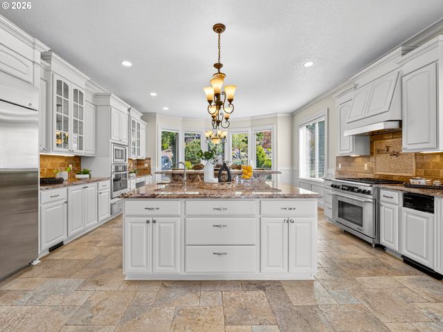 9223 Se 139TH Ave, Happy Valley, OR 97086