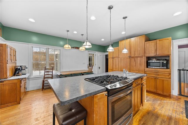 1527 Quaker Road, Macedon, NY 14502