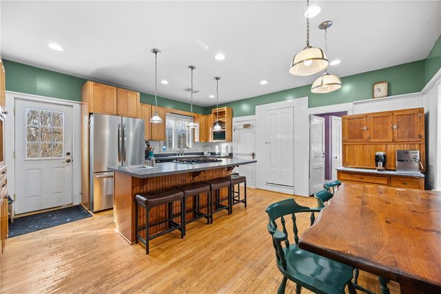 1527 Quaker Road, Macedon, NY 14502