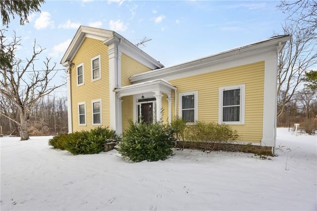 1527 Quaker Road, Macedon, NY 14502