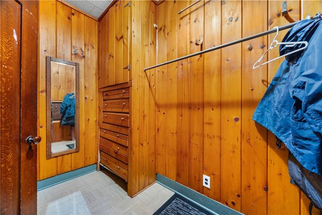 1527 Quaker Road, Macedon, NY 14502