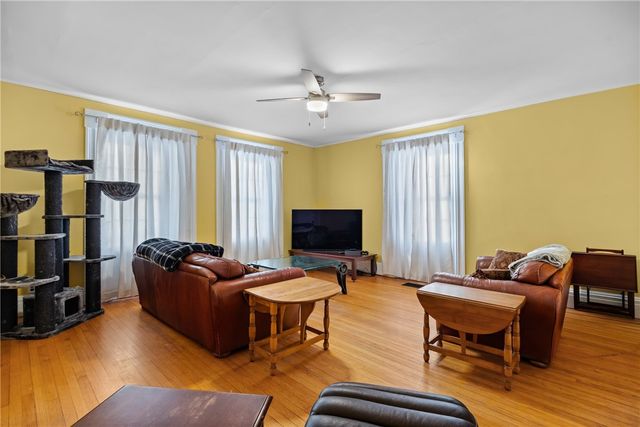 1527 Quaker Road, Macedon, NY 14502