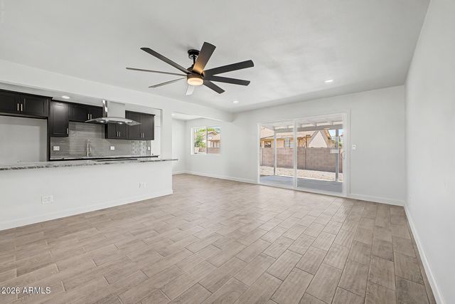 839 S SARANAC Avenue, Mesa, AZ 85208