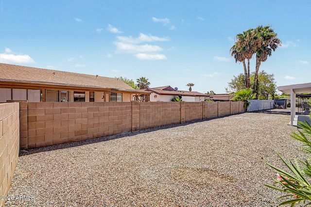 839 S SARANAC Avenue, Mesa, AZ 85208