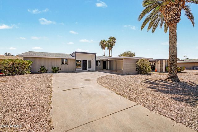 839 S SARANAC Avenue, Mesa, AZ 85208