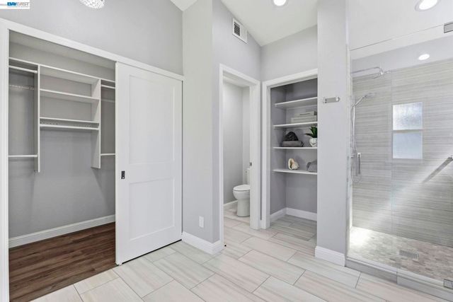 3711 Kamp Dr, Pleasanton, CA 94588