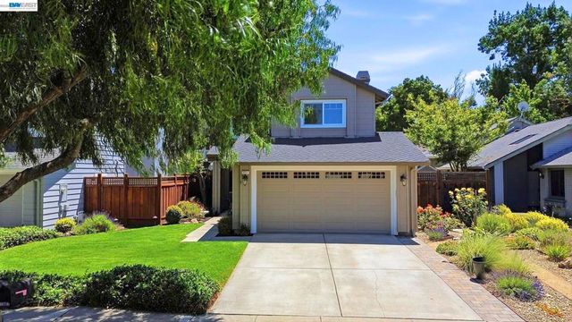 3711 Kamp Dr, Pleasanton, CA 94588
