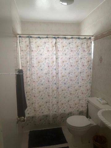 430 SE 5th Street, Hialeah, FL 33010