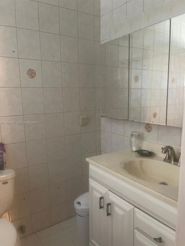 430 SE 5th Street, Hialeah, FL 33010
