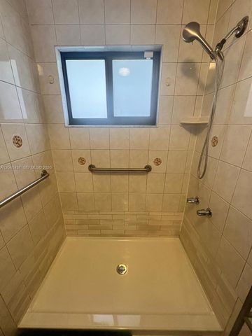 430 SE 5th Street, Hialeah, FL 33010