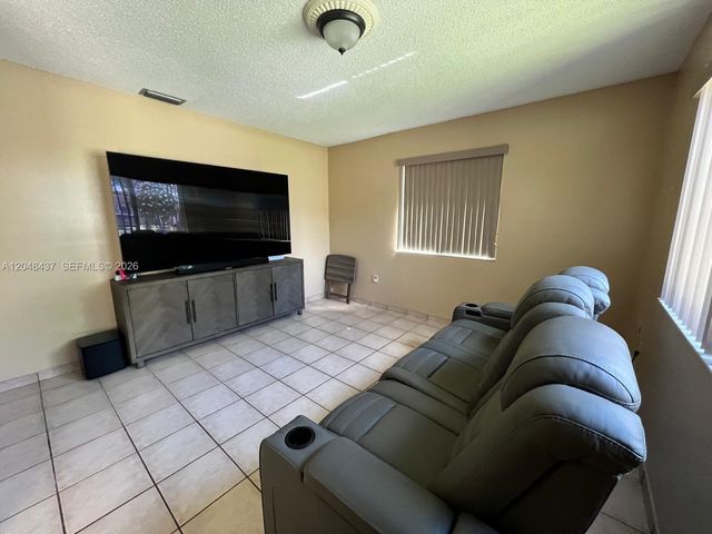 430 SE 5th Street, Hialeah, FL 33010
