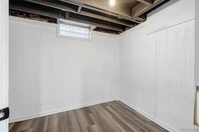 33060 Cherry Hill Road, Garden City, MI 48135